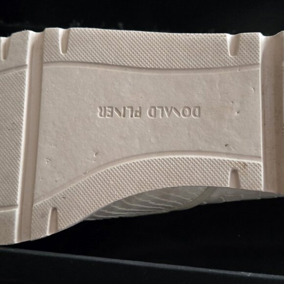 Donald Pliner Womens Tabitha Leather Wedge Loafers Size 7.5 Snakeskin w/box - Picture 5 of 6